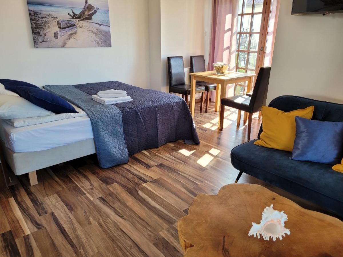 Bed and Breakfast Dom Przy Plazy Sarbinowo Exterior foto